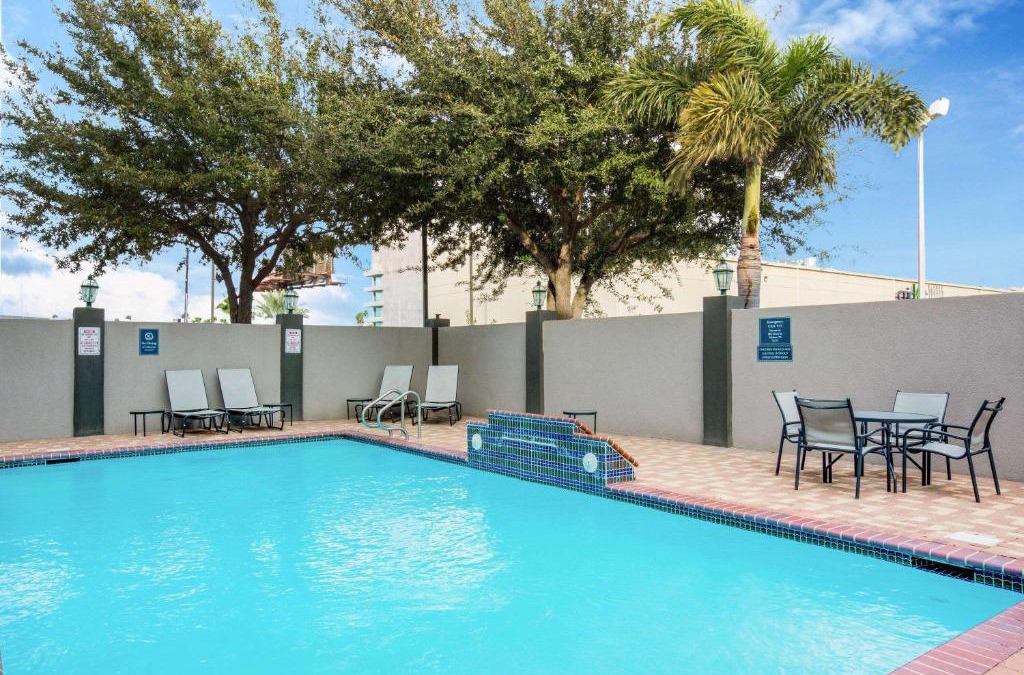 Mission Hotel | La Quinta by Wyndham Mission at West McAllen