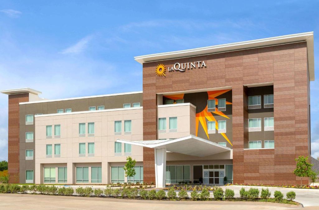 Richmond Hotel | La Quinta by Wyndham Richmond-Sugarland