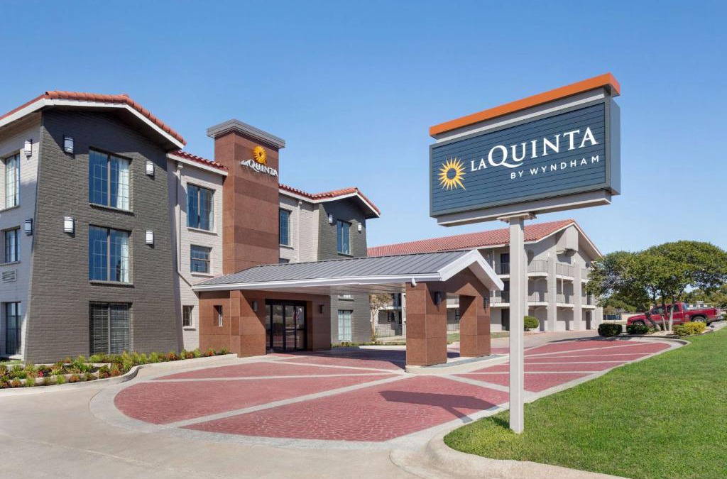 Temple Hotel | La Quinta Inn by Wyndham Temple
