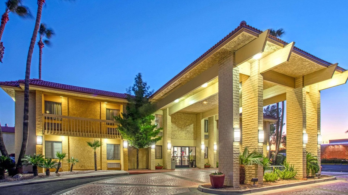 Tucson Hotel | La Quinta Inn by Wyndham Tucson East