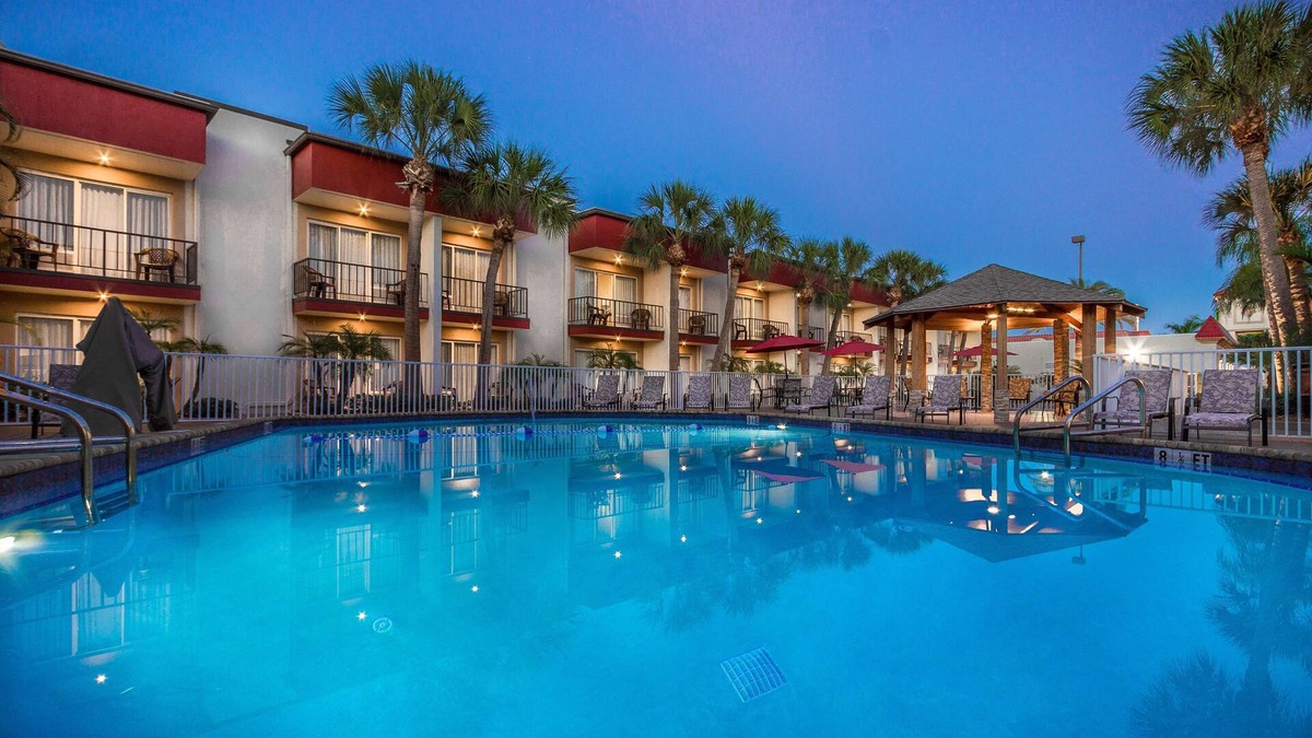 Clearwater Hotel | La Quinta Inn by Wyndham Clearwater Central