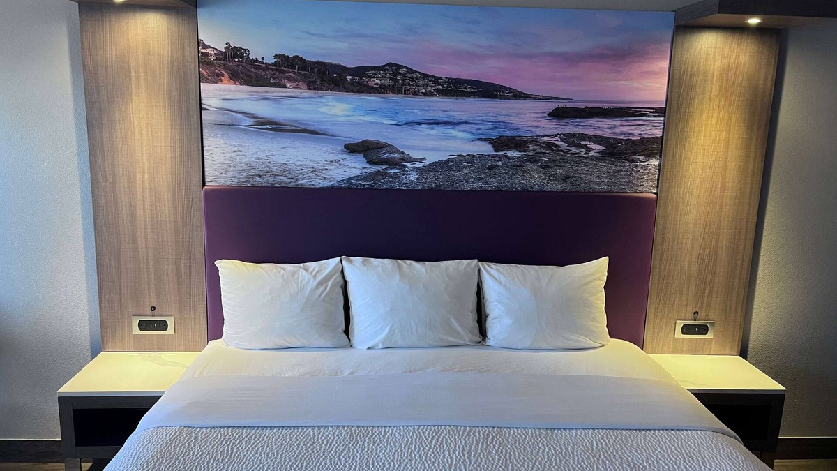 Costa Mesa Hotel | La Quinta Inn by Wyndham Costa Mesa/Newport Beach