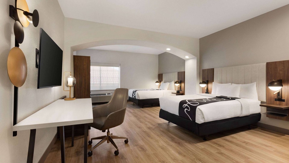 Port Arthur Hotel | La Quinta Inn & Suites by Wyndham Port Arthur