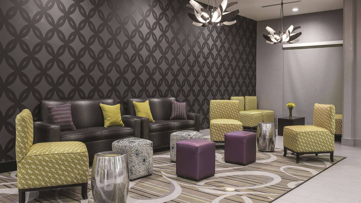 Fort Worth Hotel | La Quinta Inn & Suites by Wyndham Fort Worth West - I-30