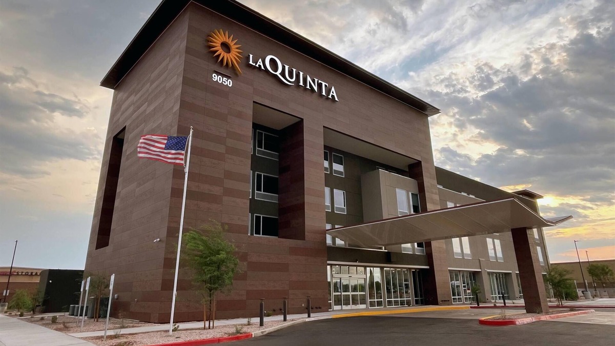 Maryvale Hotel | La Quinta Inn & Suites by Wyndham Phoenix West/Glendale