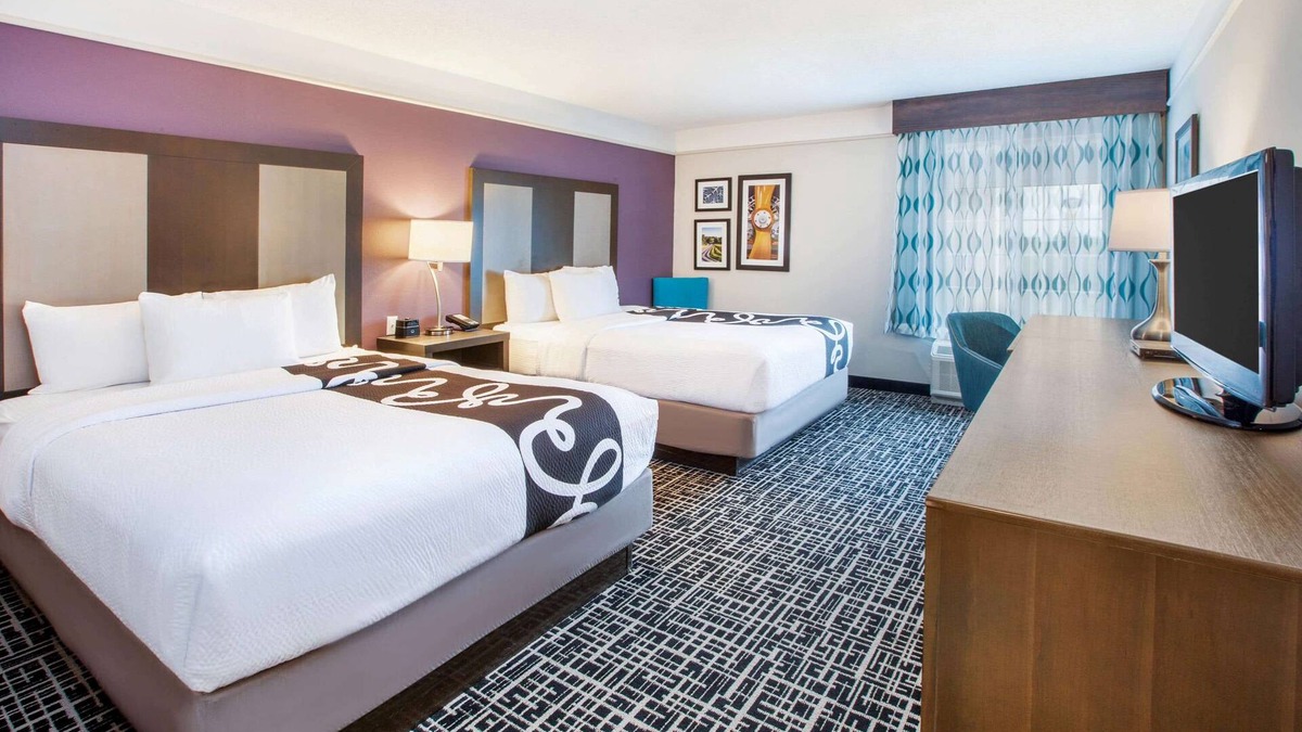Florence Hotel | La Quinta Inn & Suites by Wyndham Cincinnati Airpt Florence