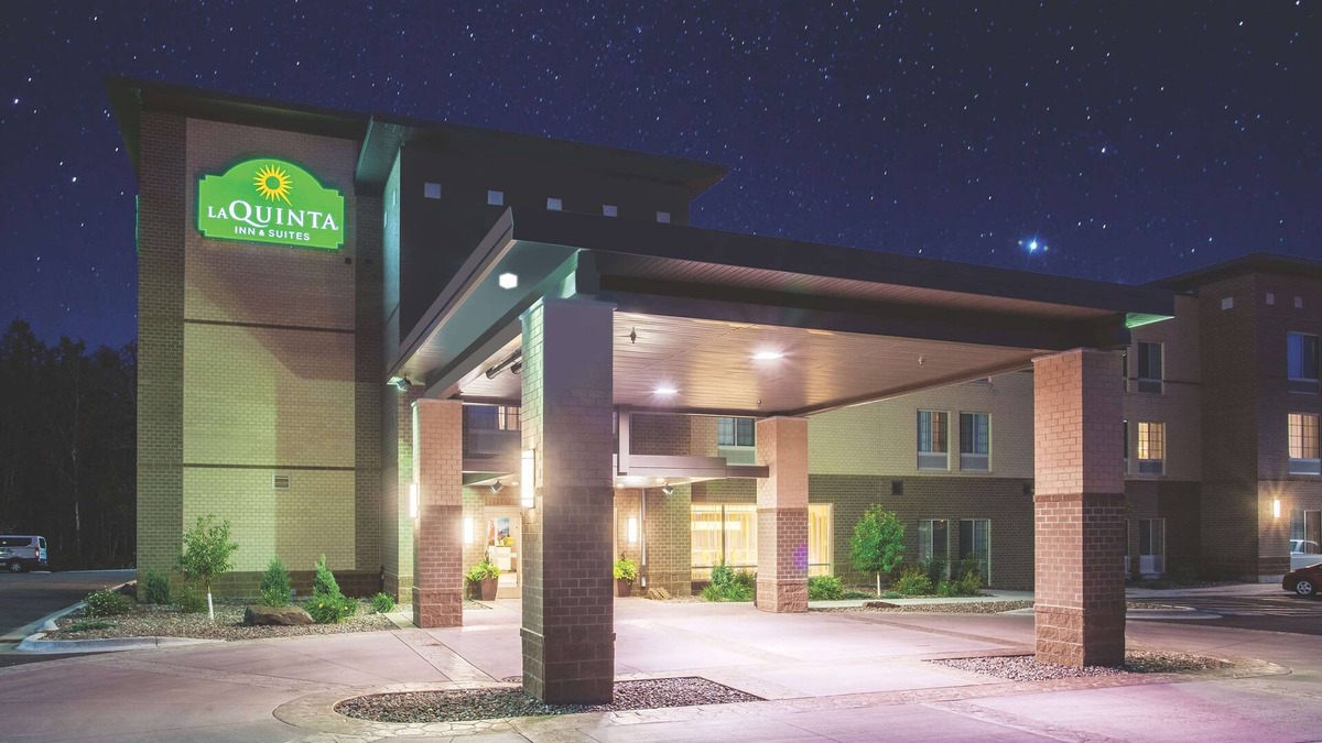 Duluth Hotel | La Quinta Inn & Suites by Wyndham Duluth