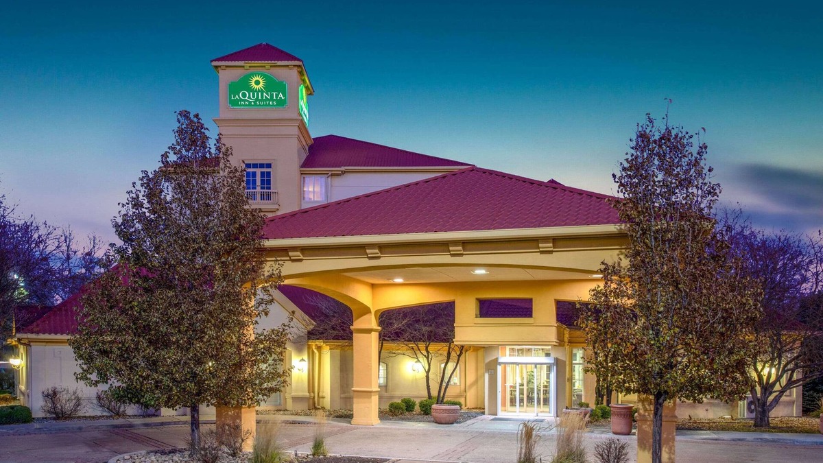Lakewood Hotel | La Quinta Inn & Suites by Wyndham Denver Southwest Lakewood