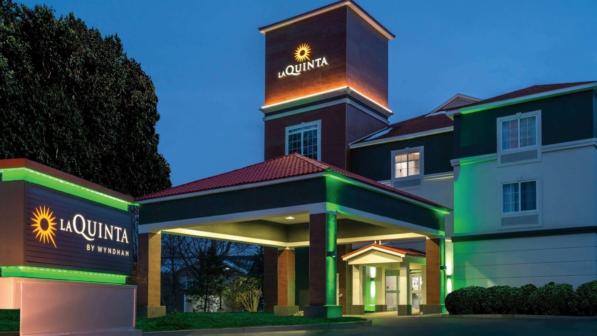 Latham Hotel | La Quinta Inn & Suites by Wyndham Latham Albany Airport