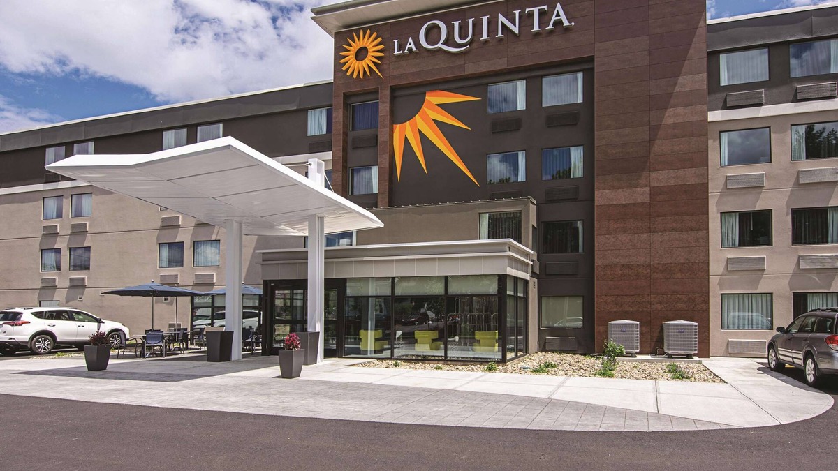 Portland Hotel | La Quinta Inn & Suites by Wyndham Portland DT/Maine Med