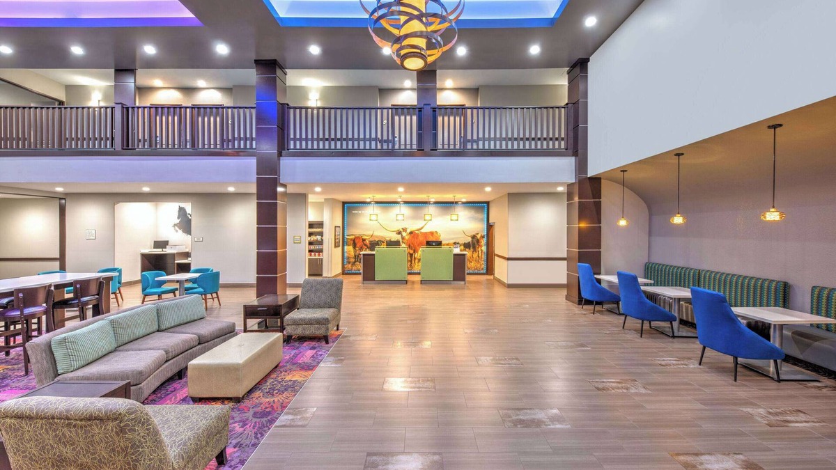 Tyler Hotel | La Quinta Inn & Suites by Wyndham Tyler - University Area