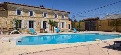 Anglade Bed & Breakfast | La Résidence du Vignoble L'Homme Cheval