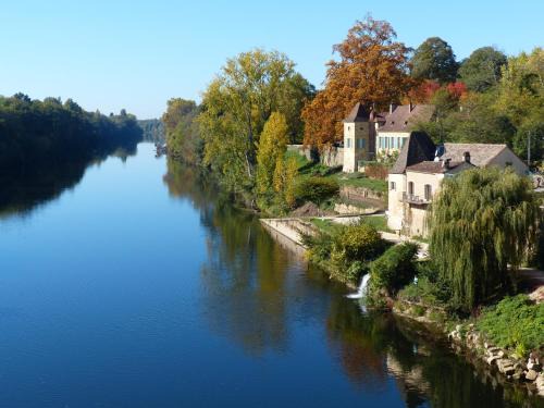Mouleydier Bed & Breakfast | La Rebière d'Or, B&B et Gîte