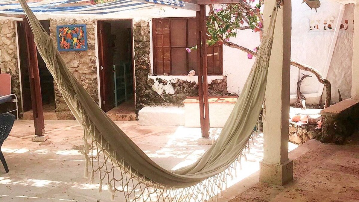 Rosario Islands House | LA REINA MORA ISLAND VACATION HOME - BED & BREAKFAST ISLAS DEL ROSARIO CARTAGENA