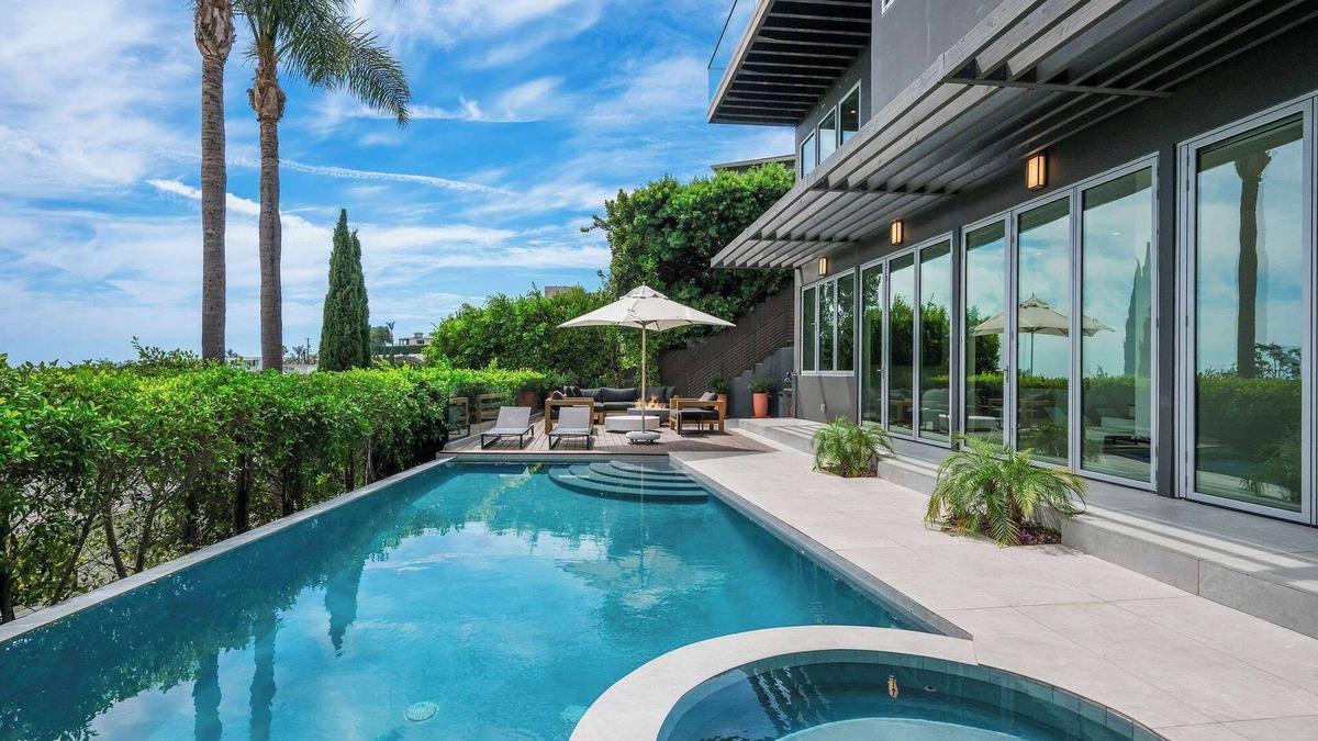 Beverly Hills Villa | LA Reserve by Stay Awhile Villas