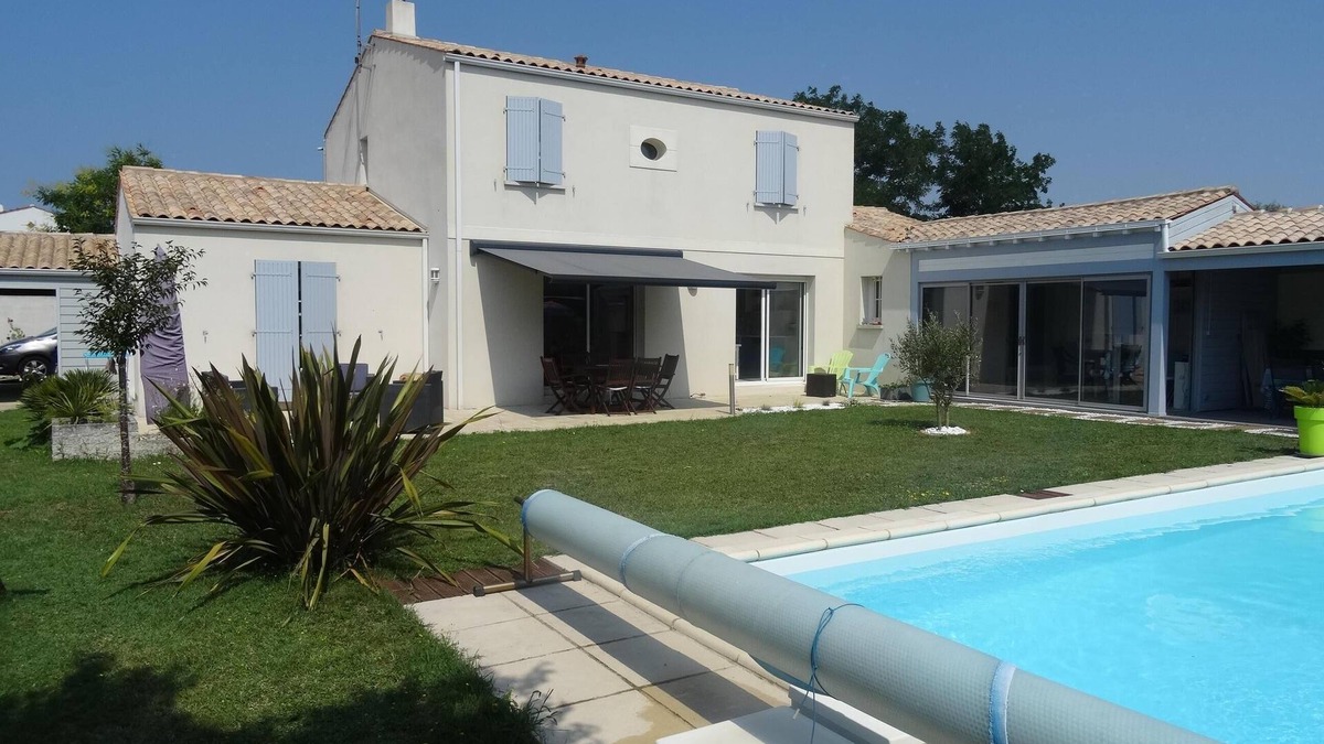 Lagord House | La Rochelle - Lagord. Nice house with swimming pool