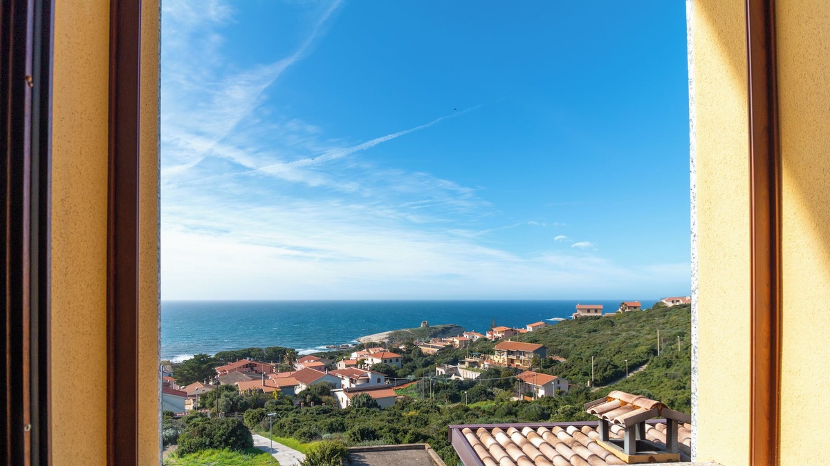 Torre del Pozzo Apartment | La Rosa dei Venti - Three Bedroom Apartment, Sleeps 6