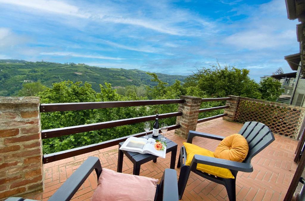Albaretto della Torre House | La Rosa di Langa - Charming Panoramic House