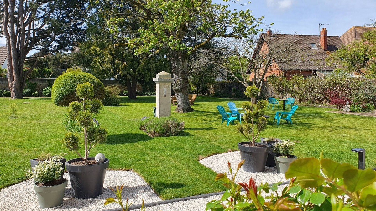 Saint-Etienne-au-Mont House | La Roseraie