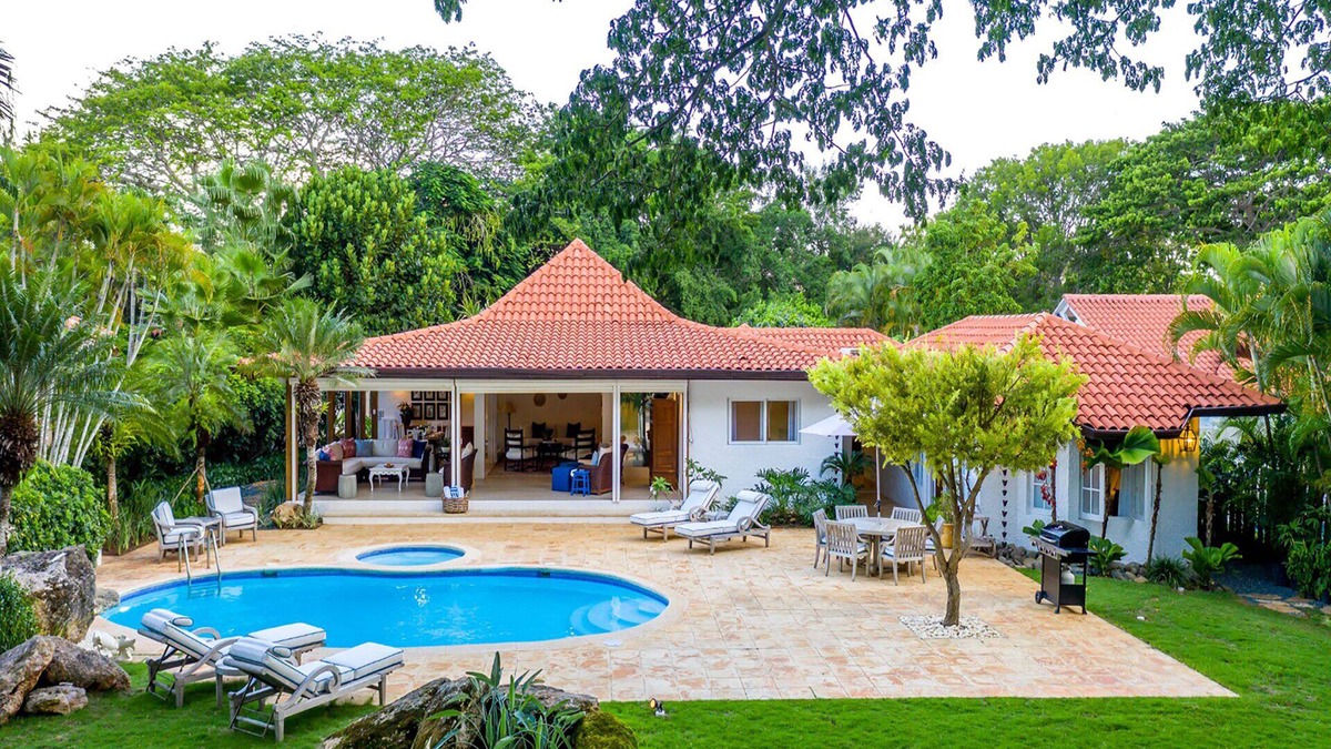 Los Lagos Villa | La Sérénité in Casa de Campo by Personal Villas - Perfect Caribbean Get Away