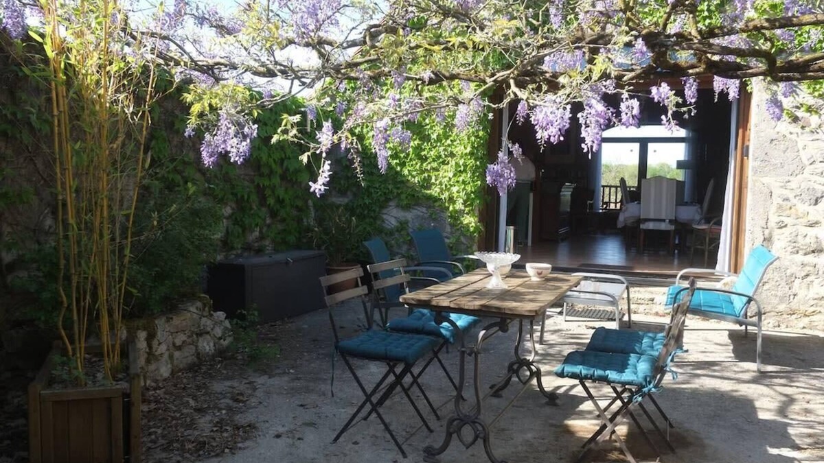 Loubressac House | La Sagnarde, Loubressac. Terrasse intime