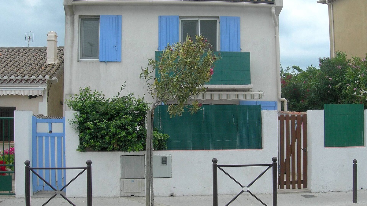 Saintes-Maries-de-la-Mer Apartment | la Saladelle: Apartment in the village, 2 to 5 people