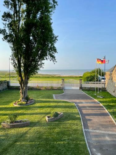 Le Vivier-sur-Mer House | La Salmonière