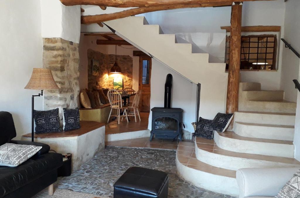 Santa Cruz de Nogueras House | La Sargantana Turismo Rural