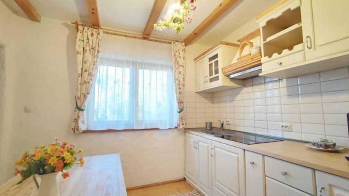 Bertea House | La sat, a Romanian traditional house built from natural materials