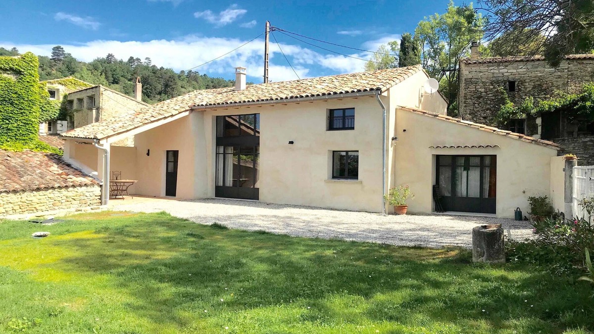 Souspierre House | "LA SAULÉE", CHARMING GÎTE IN DRÔME PROVENÇALE