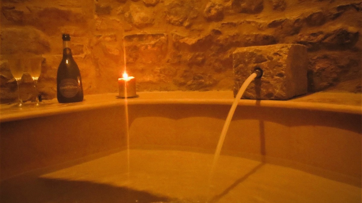Old Town Apartment | La scalinata apartment - In the historic center of Perugia with emotional bath