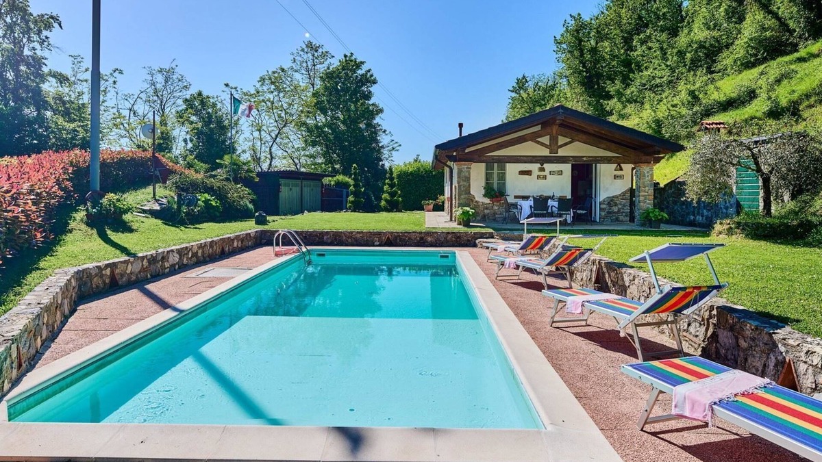 San Rocco in Turrite Villa | La Sella, Pescaglia, Lucca and Viareggio