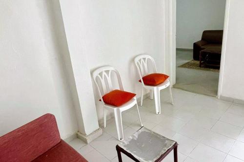 Angre Apartment | LA Siesta