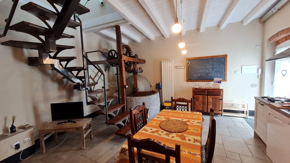 Casarza Ligure House | "LA SOPPRESSA" WITH HEATED POOL