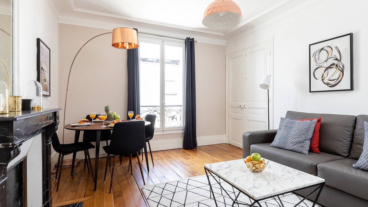 Sorbonne Apartment | La Sorbonne-Pantheon-Latin Quarter 1BR