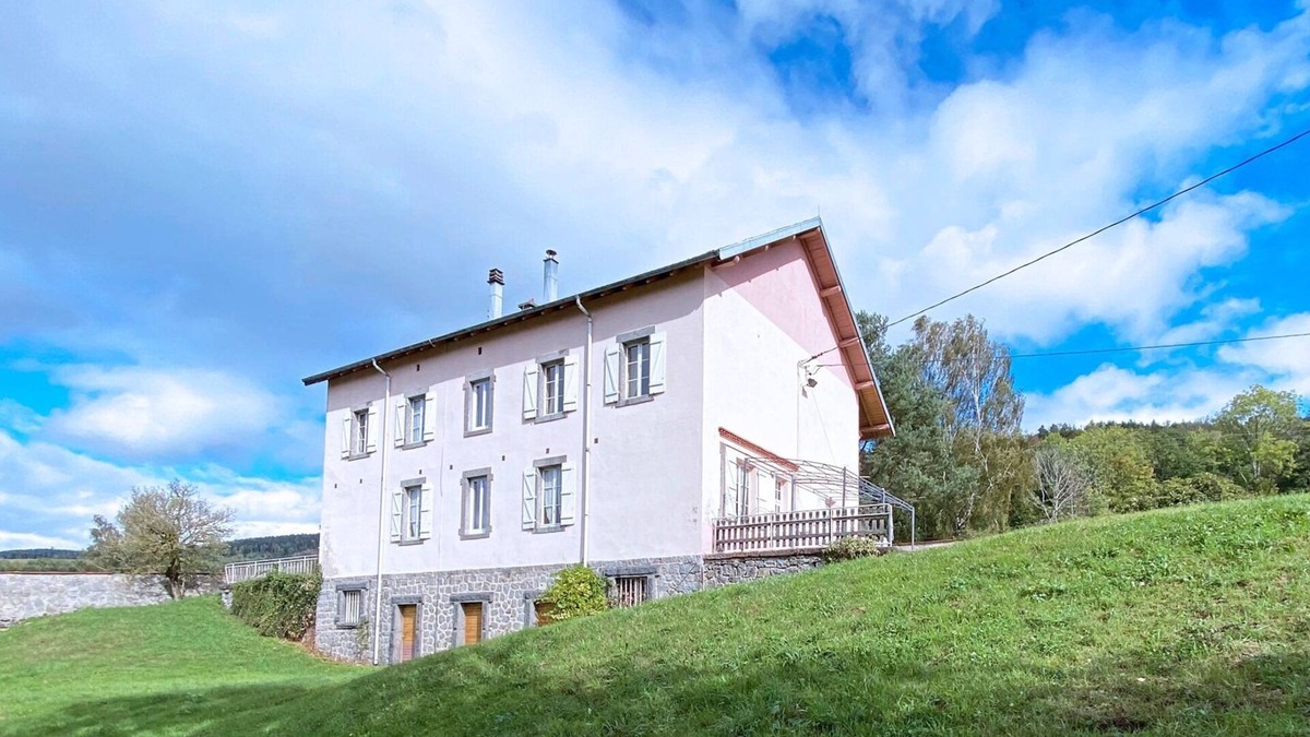 Plainfaing House | La Source: 2 stars Independent Cottage for 6/15 persons - disabled people access