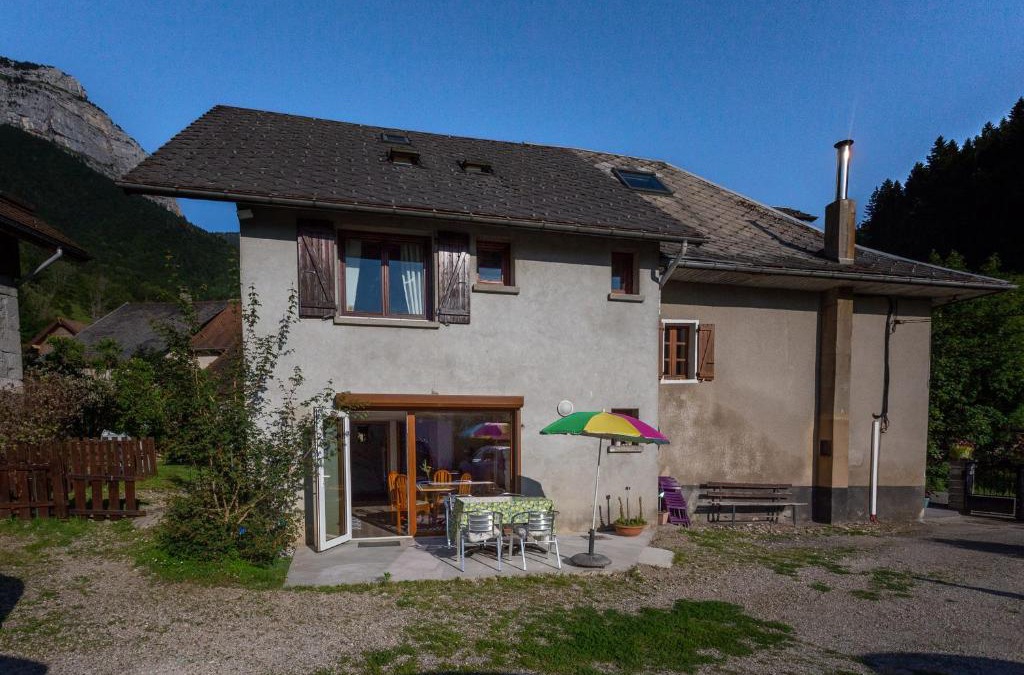 Saint-Pierre-d'Entremont Apartment | La source de St Meme