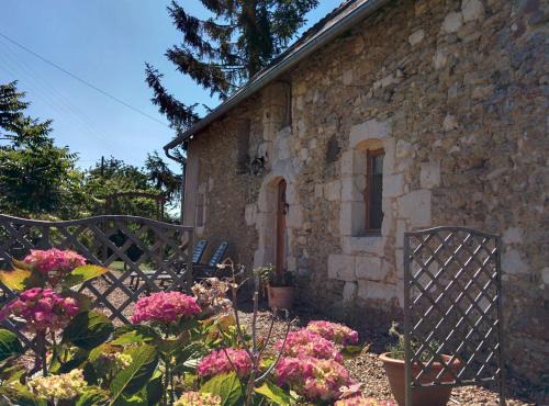 Sermaise House | La Source