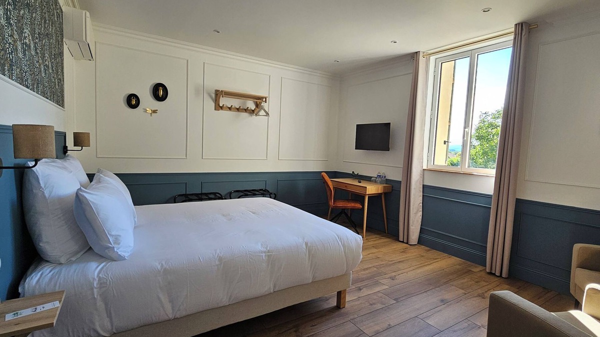 Gignac Bed & Breakfast | La Suite Gellone, bed and breakfast near Saint-Guilhem-Le-Desert.
