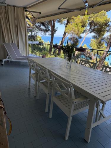 Capo Mimosa-Rollo Apartment | La terrazza sul blu