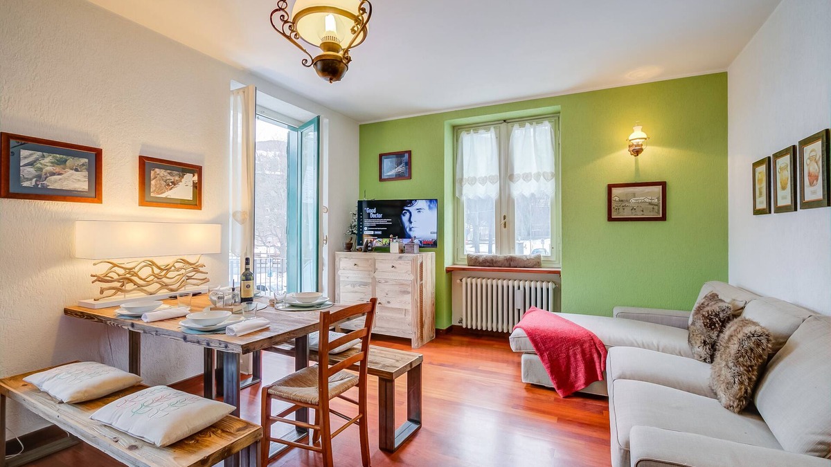 Sauze d'Oulx Apartment | La Torre In The Center Of Town, Sauze d'Oulx, Italy