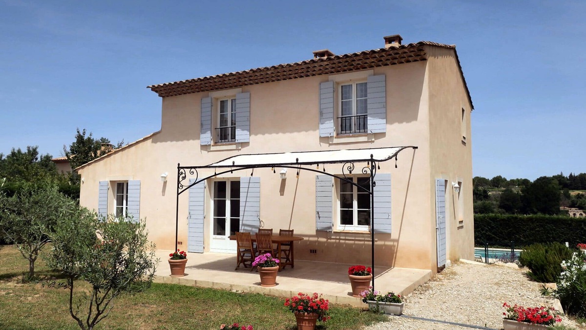 La Tour-d'Aigues Villa | La Tour d'Aigues : rental with private pool for vacation in Luberon.