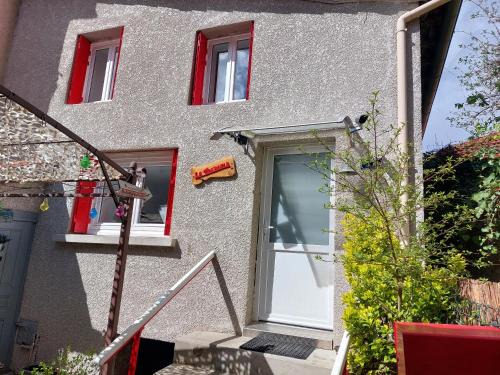Aurec-sur-Loire House | LA TRABOULE Maison de ville avec extérieur