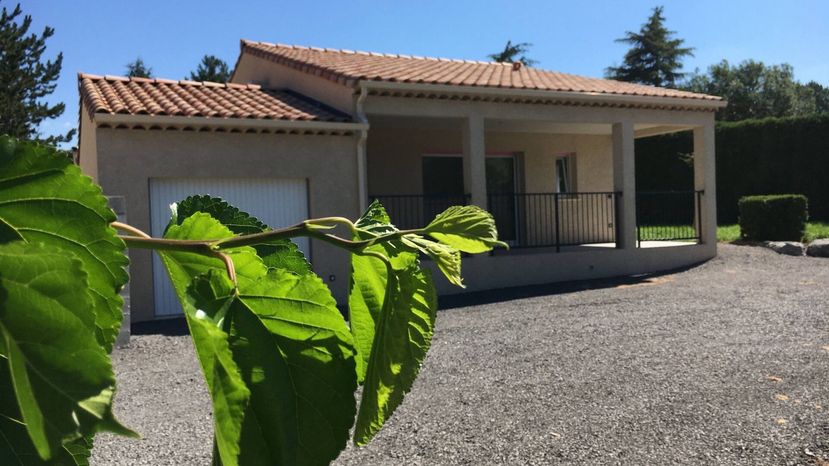 Sampzon Villa | La Treille Ardèche Samzpon private pool air conditioning quiet space countryside