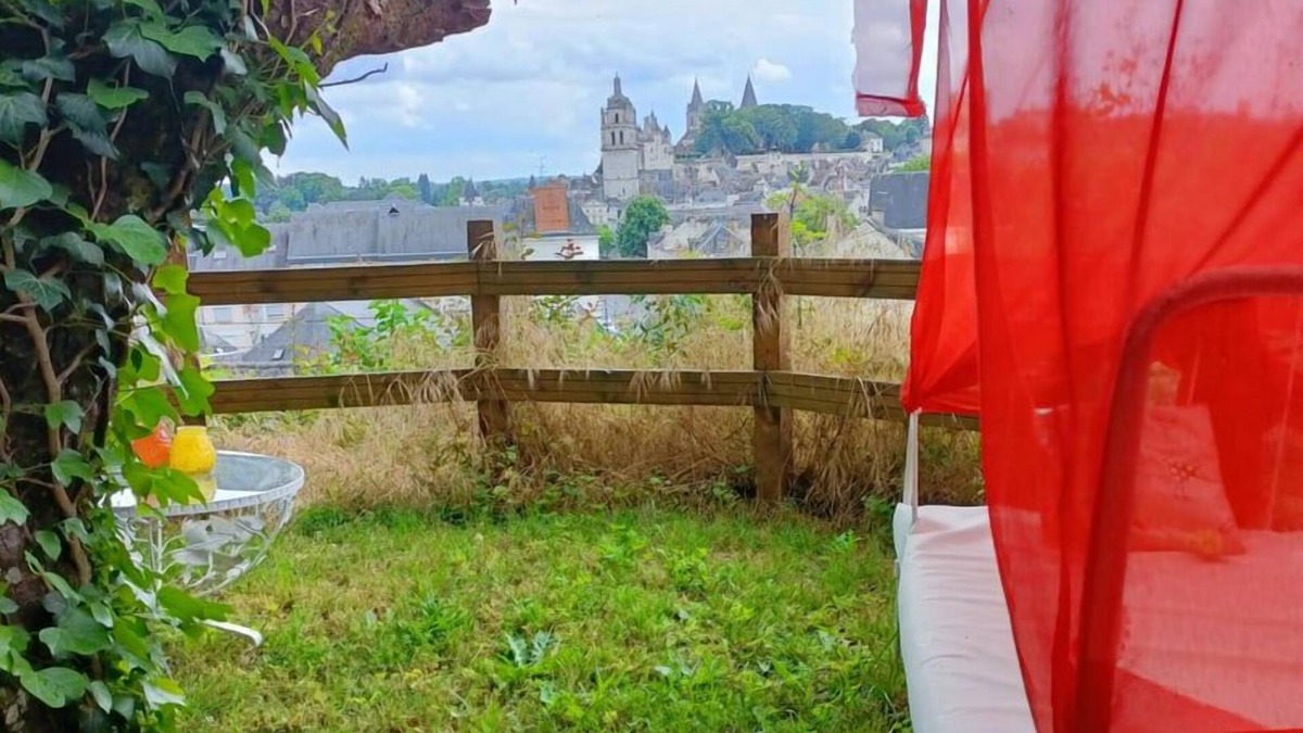 Loches House | La troglodyte de Monmartre