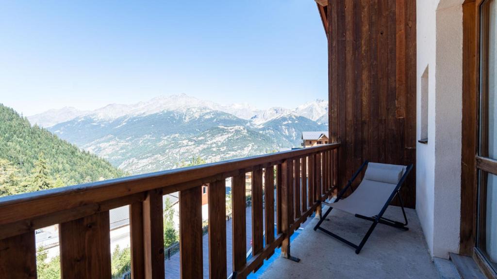 Valfrejus Apartment | La Turra 414 - Appt skis au pied 6 pers