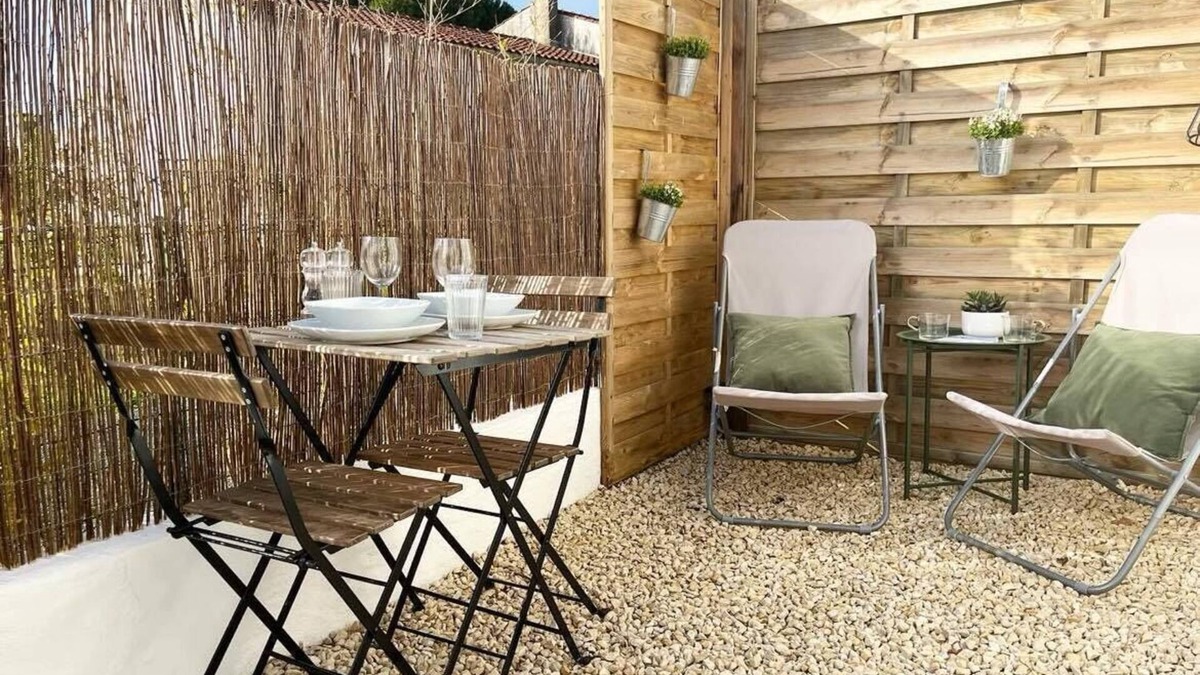 Saint-Michel-en-l'Herm Apartment | La Vie Douce - Between Ocean & Marshes