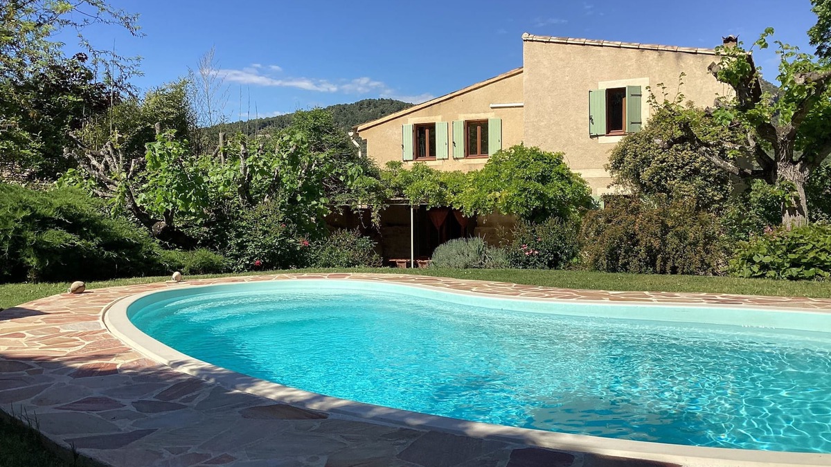 Mollans-sur-Ouveze Villa | La Vie Douce holidayhome with private pool