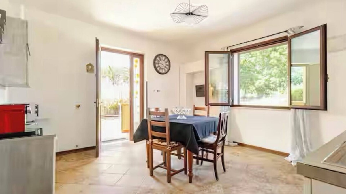 Drapia House | [ La Vie en Rose ] Between Tranquility and Movida