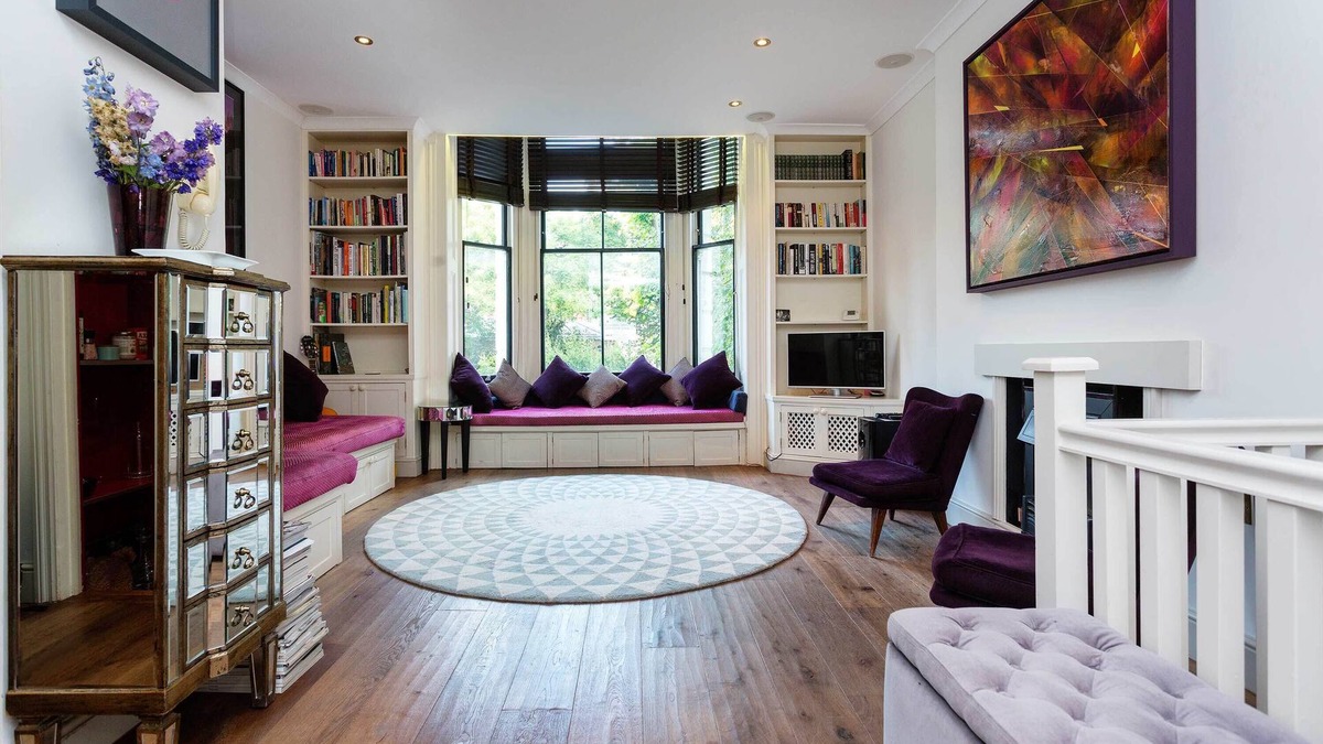 St. Helen's Apartment | La Vie En Rose, by Veeve